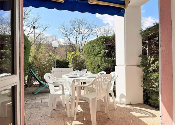 T2 Cabine, 6 Couchages, Terrasse Ouest, 100m Et Commerces, Parking Privatif - Fr-1-251-530 Le Lavandou